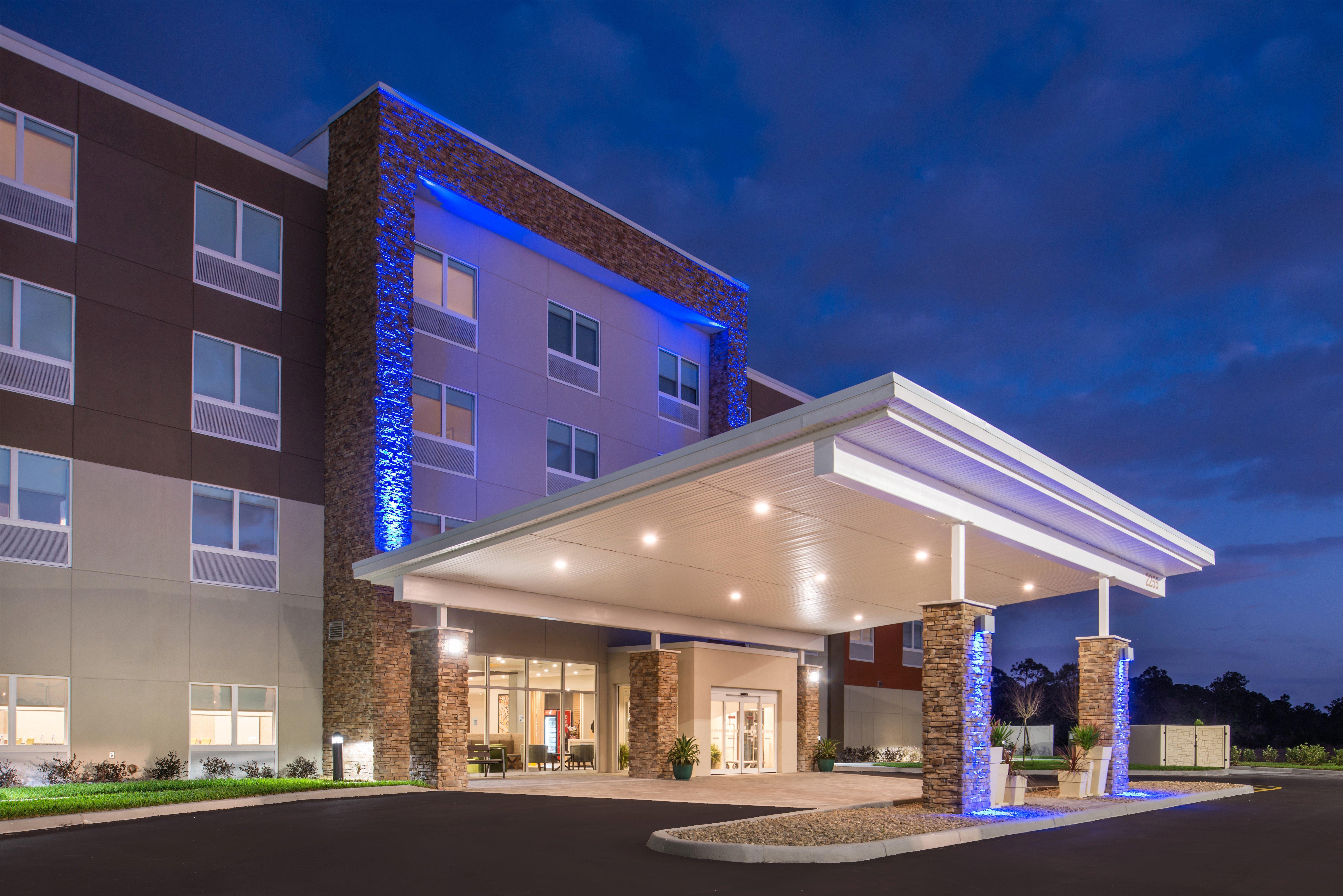 Holiday Inn Express Melbourne West By Ihg West Melbourne Ngoại thất bức ảnh